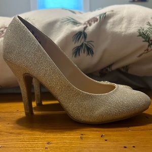 Kelly & Katie Women’s Size 8 High Heels